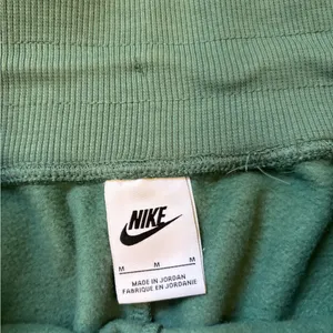 Nike Fleece Lined Shorts thumbnail 2