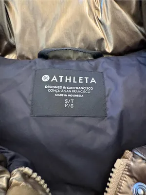Athleta Downtown Metallic Vest Womens S Bronze Gold Down Puffer Quilted thumbnail 5