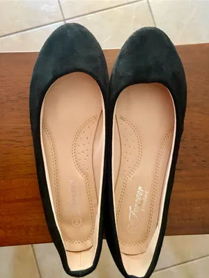 Black Ballet Flats with Cushioned Insole Size 7 thumbnail 3
