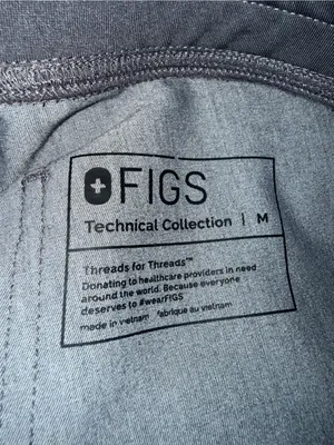 FIGS Technical Collection Gray Scrubs Size Medium thumbnail 3