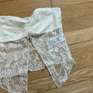 Edikted Ivory Lace Bandeau thumbnail 2