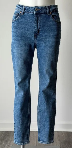 H&M Classic Blue Stretch Straight Leg Jeans thumbnail 1