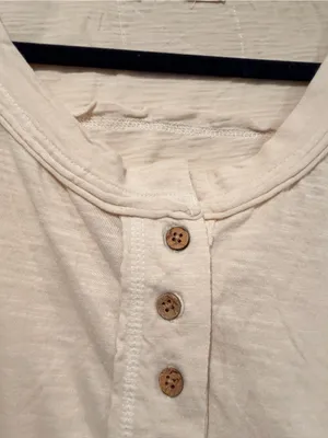 NWT Free People We The Free Size S Sleeveless Henley Tank Top Cream Raw Hem Boho thumbnail 3