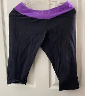 FINAL MARKDOWN Lucy workout bottoms medium Purple thumbnail 1