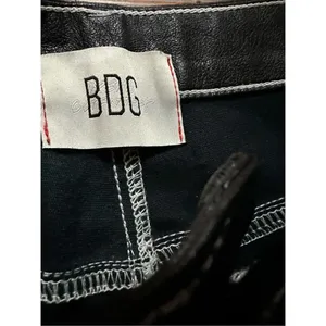 Urban Outfitters BDG Leila Faux Leather Carpenter High‎ Rise Pants sz 27 thumbnail 6