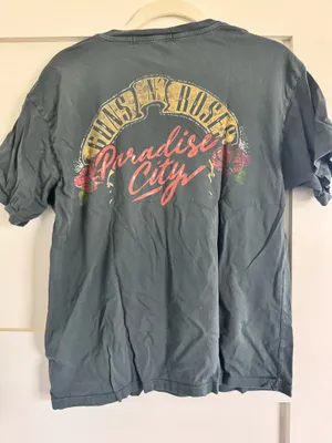 Daydreamer Graphic Tee Guns N' Roses S thumbnail 2