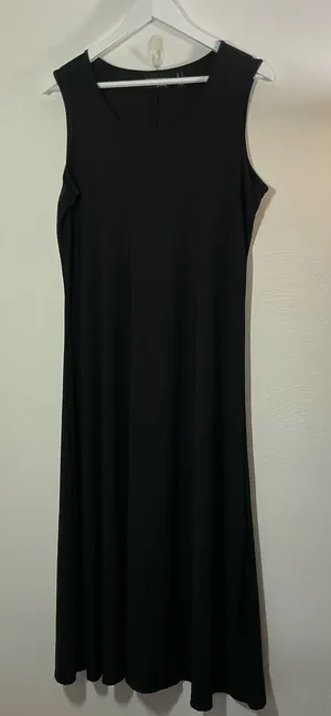 Attitudes by Renee Black Sleeveless Scoop Neck Maxi Dress Size Large thumbnail 1