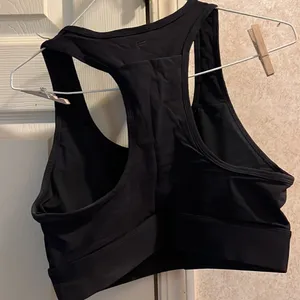 Fabletics Sports Bra thumbnail 3