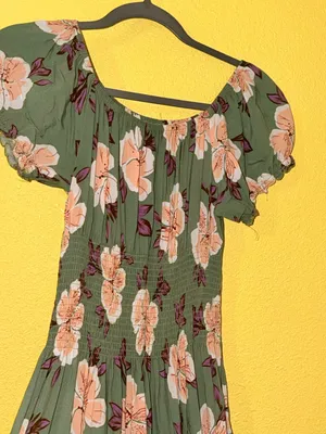 Olive Green Floral Maxi Dress with Puff Sleeves thumbnail 7