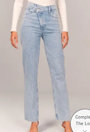 Abercrombie Ultra High Rise 90s Straight Jean Criss-Cross Waistband 34 thumbnail 3