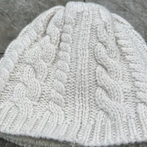 Never worn , north face beanie with wool blend lining thumbnail 4