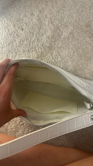White Purse thumbnail 3