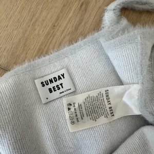 Aritzia Sunday Best Reese sweater thumbnail 5