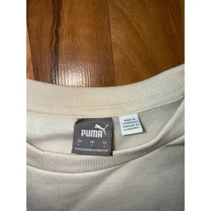 Puma Sweatshirt Women Large Cream‎ Excellent Oversized Crewneck Fleece Logo Slit thumbnail 4