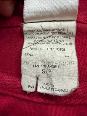 Vintage Cityscape Canada Rhinestone Baby Tee Size S thumbnail 8
