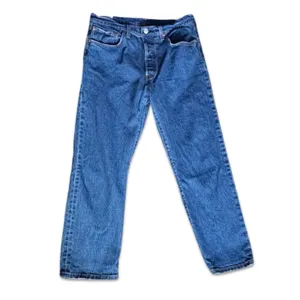 Levi’s 501 Original Fit Jeans 32 Inch Waist L26 Medium Wash Straight Leg Classic thumbnail 3