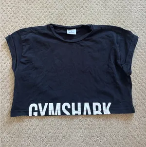 Gymshark Top thumbnail 2