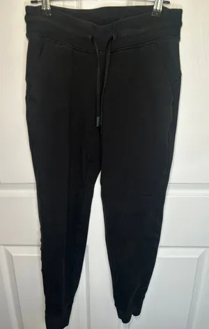 Lululemon Scuba Jogger‎ 6 Black High Rise Fleece Tapered Sweatpants Athleisure thumbnail 1