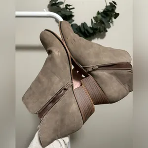 Taupe Booties with Zipper Details and Zipper Closure size 8 thumbnail 4