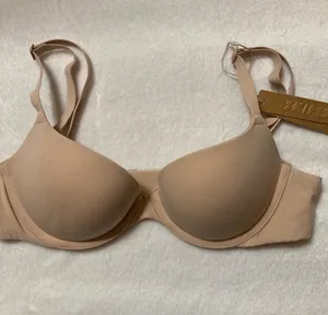SKIMS Fits Everybody Push-Up Bra 34B thumbnail 2