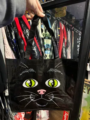 Black cat tote thumbnail 1