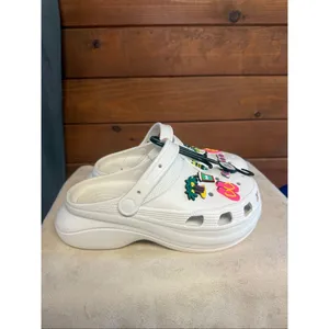 No Brand Womans Clogs/Slides white Sz 10 NWOT thumbnail 2