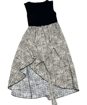 SheIn Black & White High-Low Textured Skirt thumbnail 1