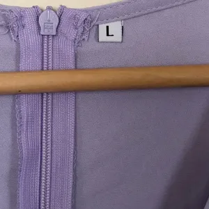 💥 Cosonsen Lavender Purple V-Neck Ruffled Mini Swing Dress thumbnail 3