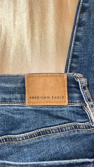 High-Rise American Eagle Jeans thumbnail 2