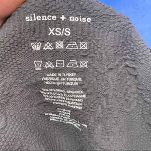Silence +‎ Noise Stretchy Top thumbnail 4