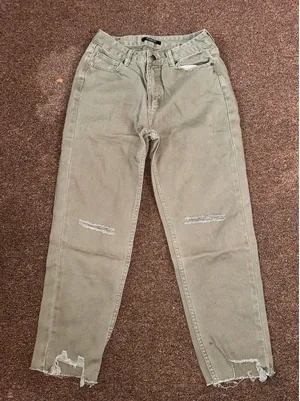 jeans thumbnail 1