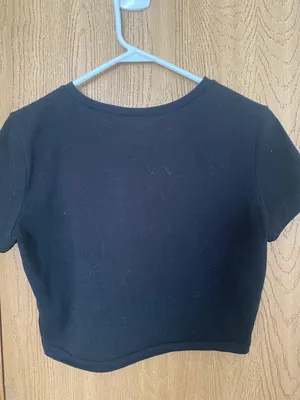 Crop Top thumbnail 2
