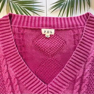 POL Medium Hot Pink Cable Knit V-Neck Sweater – Flamingo Vintage Washed Look thumbnail 11