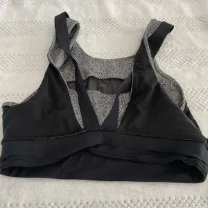 Lululemon Open Front Patterned Sports Bra Size 6 thumbnail 4