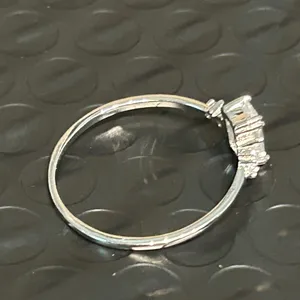 Elegant Silver 925 Ring with Clear Gemstone NWOT thumbnail 4