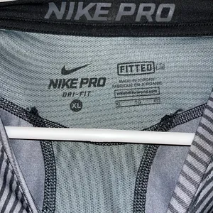 Nike Pro Black & Gray Striped Short Sleeve Training Top thumbnail 4