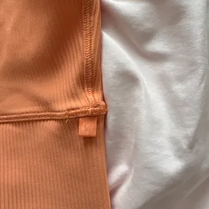 Lululemon Tank Top thumbnail 2