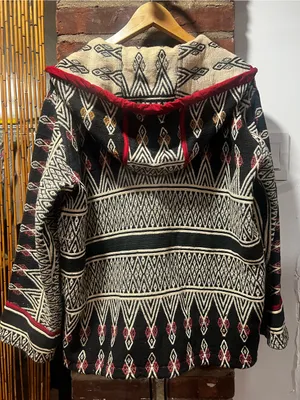 Cozy Geometric Hooded Cardigan Sweater in Black & Red thumbnail 7