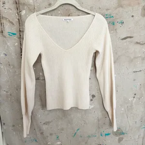 Reformation Hart Cashmere Sweater in Ivory thumbnail 2