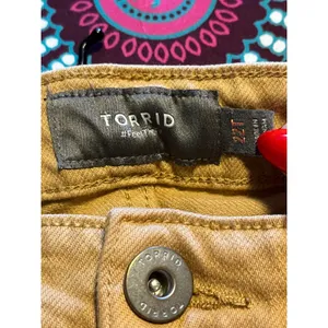 Torrid Womens Khaki‎ Button Fly Raw Hem Crop Utility Pants Ochre Plus Size 22T thumbnail 5