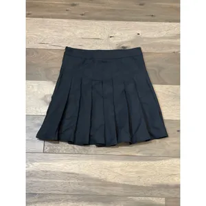Romwe Skirt Size 6 Black Pleated Lightweight Mini Stretch Waistband New With Tag thumbnail 3