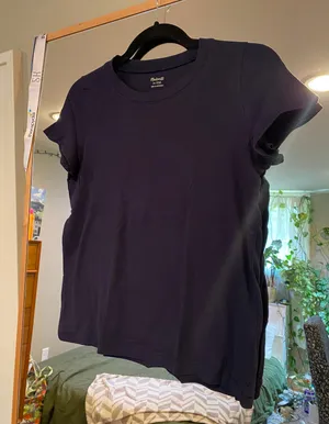 Tshirt thumbnail 1