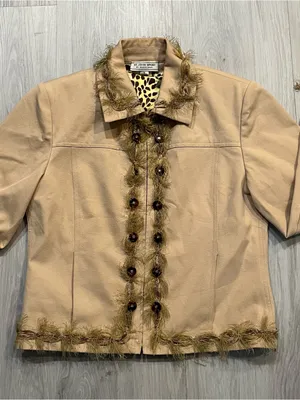 St. John by Marie Gray Beige
Collared Full‎ Zip Jacket Size S thumbnail 3