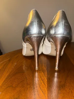 Rock & Republic faux snake skin and silver heels size 6 woman’s dress shoes thumbnail 3