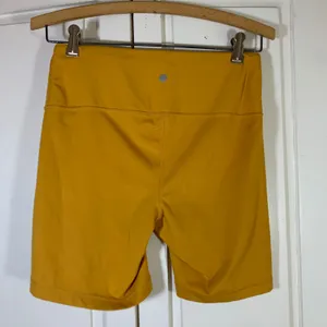 Yogalicious Lux Womens Mustard Yellow High Waisted Yoga GymShorts Size Medium thumbnail 2