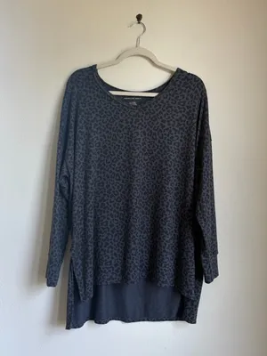 American Eagle Grey Leopard Fleece Pullover thumbnail 2