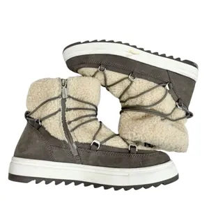 Blondo Boots Size 9.5 Waterproof Gray Cream‎ Suede Shearling Upper Lace Up thumbnail 6