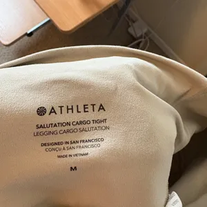 Athleta Salutation CARGO Pocket II Tight Pants - BEIGE Size M. Preloved thumbnail 5