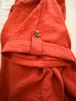 Espresso Vibrant Red Tie-Waist Midi Dress thumbnail 2
