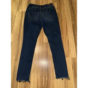 Buckle Jeans Womens 27 X 31.5 Gabby‎ High Rise Skinny Distressed Denim Boho Raw Hem thumbnail 4